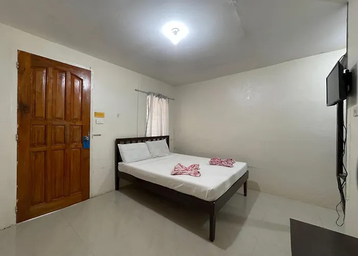 Hotel Placid Powered By Cocotel 3*