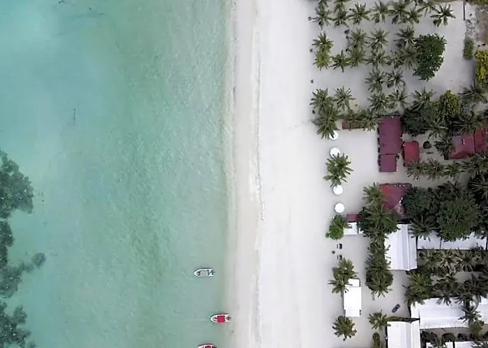 Placid Powered By Cocotel Hotel
